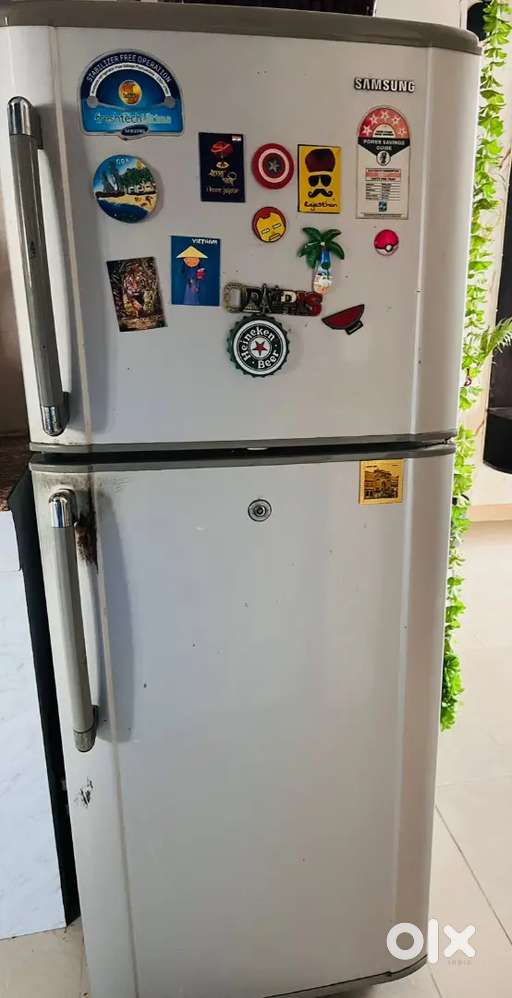 Samsung double door fridge for immediate sale