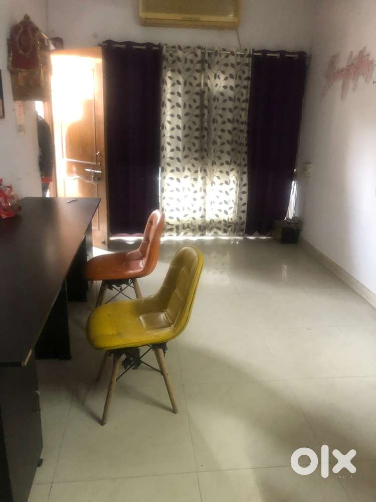 ROOM AVAILABLE FOR RENT FOR RS 8,500.00 FOR BOYS