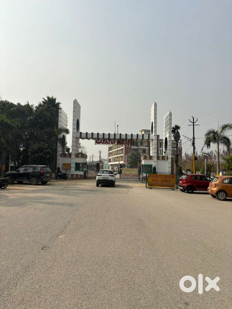 Good plots available in Gayatri Estate at NH 58