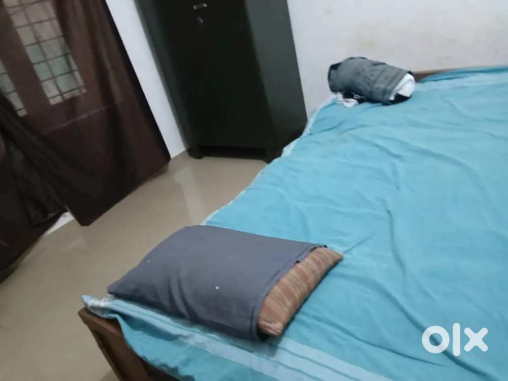 Only girls good room neat and clean