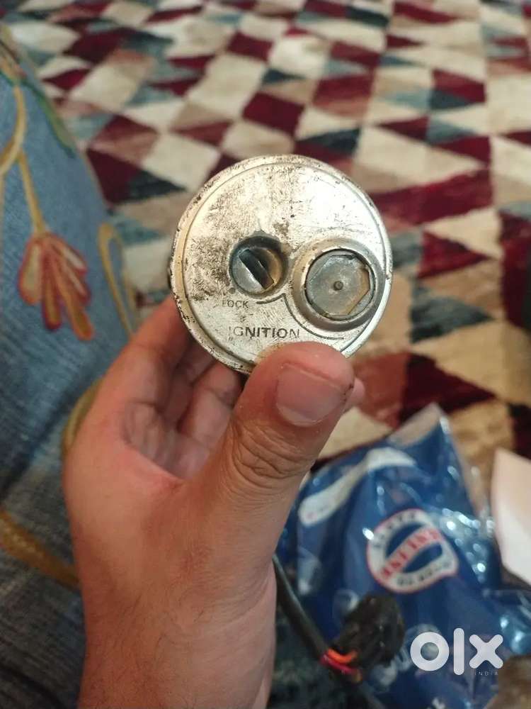 Selling second hand TVS jupiter base-4 lock set