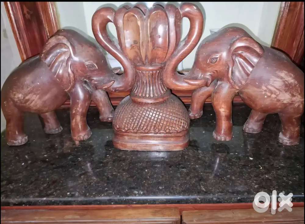Pure teak wood twin elephant & lotus decor. 2 pieces antique decor