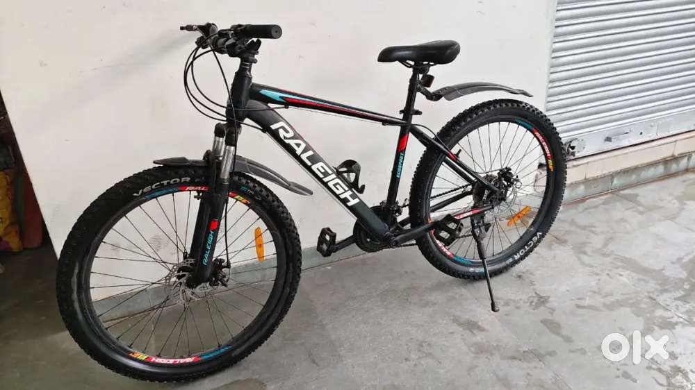 Raleigh 27.5T MTB with 21 Microshift Gears – Excellent Condition!