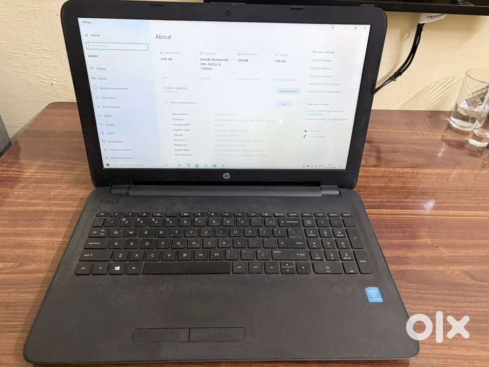 HP and Dell laptop
