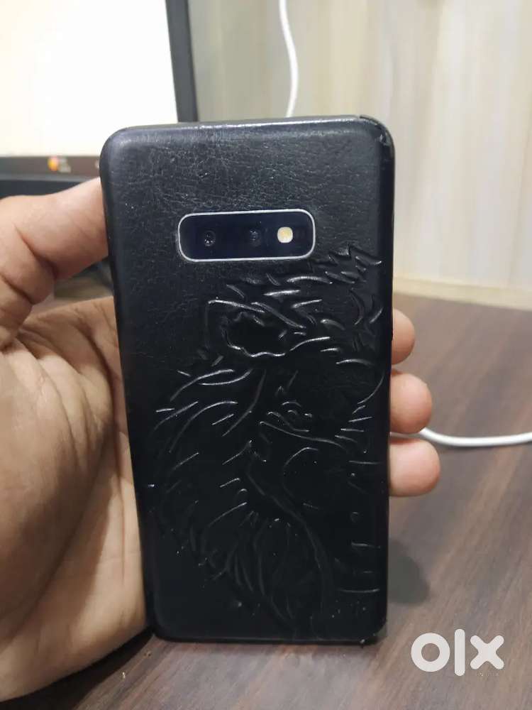 Samsung s10e