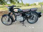 Royal Enfield classic 350 black colour