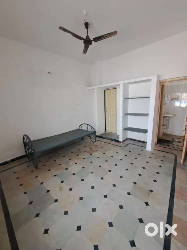 Rooms for Rent for Bachelor's, Students and Executives