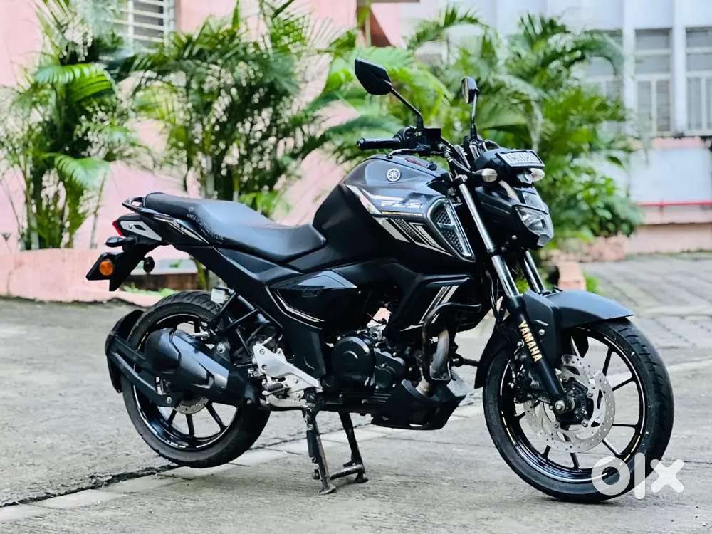Yamaha fzs v3 good condition