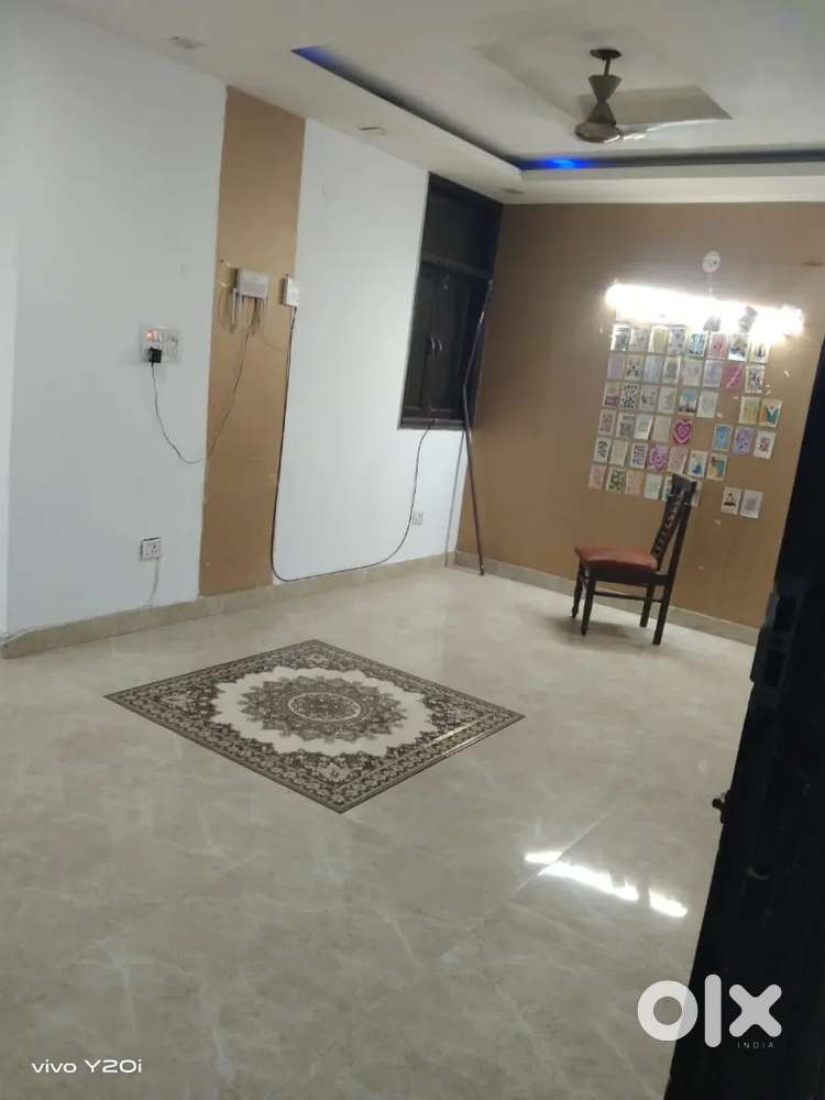 3BHK SEMI FURNISHED FLAT FOR RENT CHATTARPUR PHASE 2