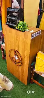 Reception Counter came Table