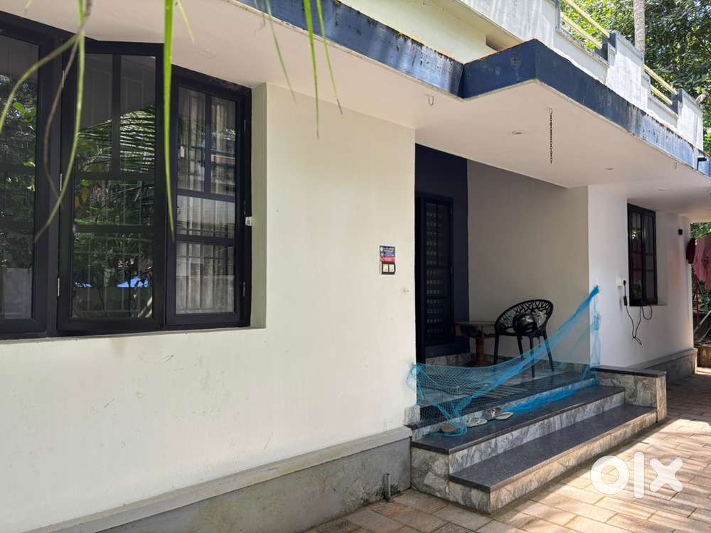 4.40 cent with 3bhk house for sale at kakkodi