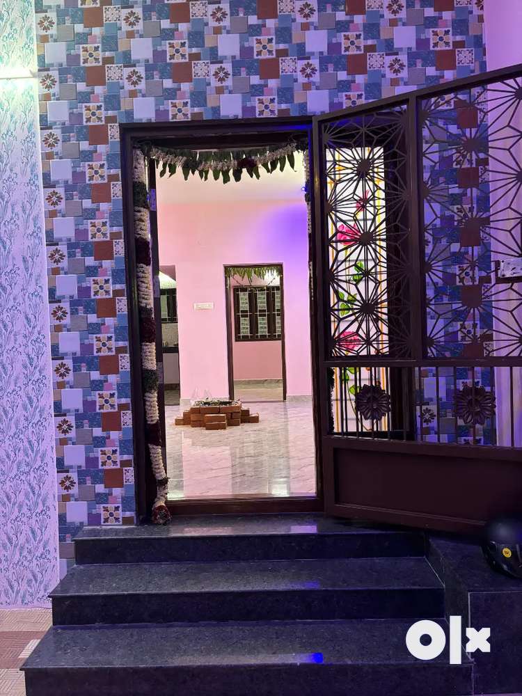 Individual 2BHK north facing house for rent with 24 hours water