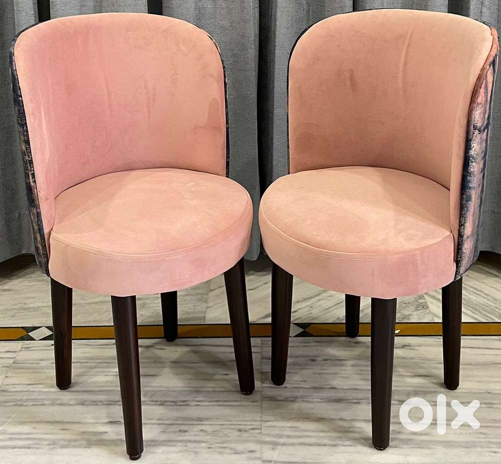 Elegant Dual-Tone Velvet Accent Chairs (Set of 2)