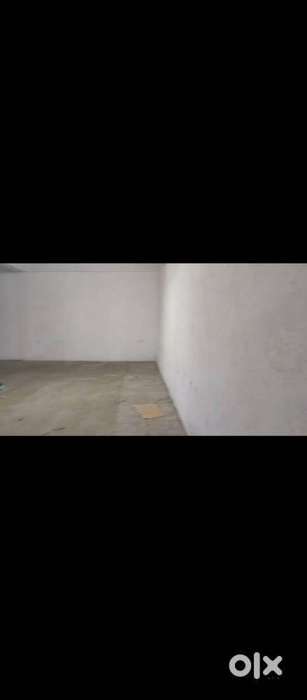 Have 2 seperate washroom in each foor , one urinal and basins