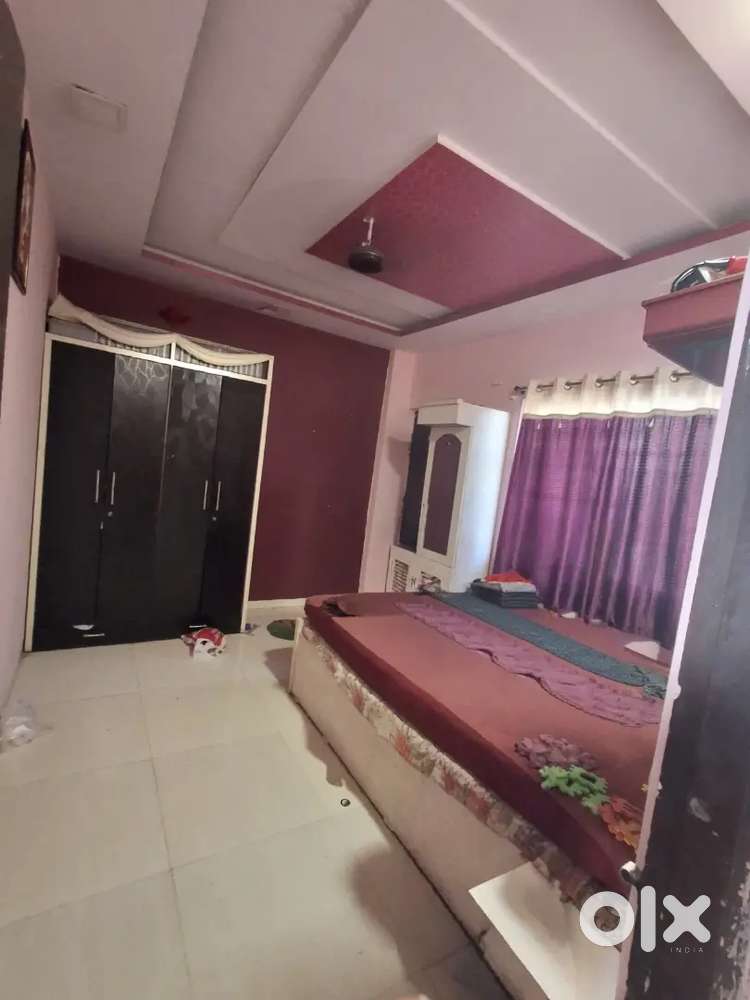 2bhk flat semi furnished