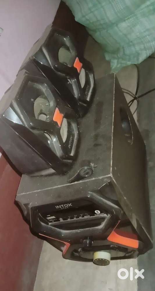 Home Theatre 4.1, Intox