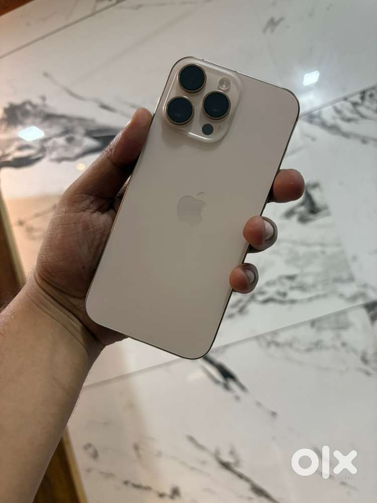 Iphone 16 pro max gold color