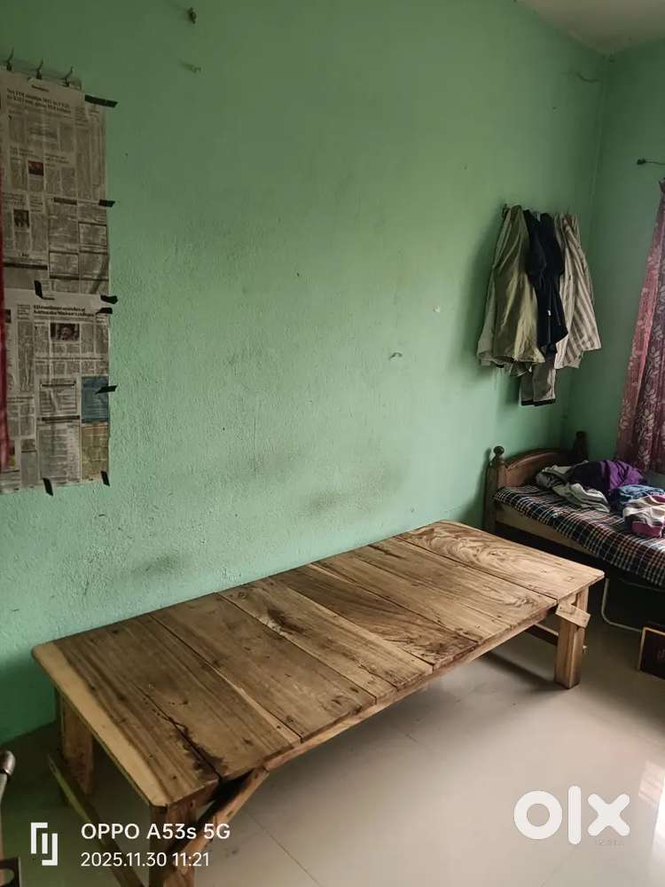 Room for rent per bed 2500 only for boys and girls 3 bed empty