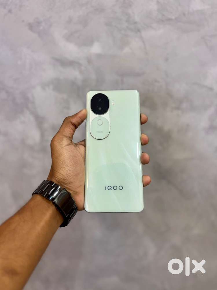 iqoo Z9s 8/128Gb brand new condition