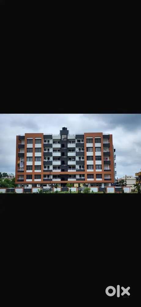 2 bhk flat with big size rooms