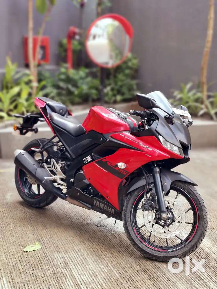 Yamaha R15 v3 Bs6 ABS
