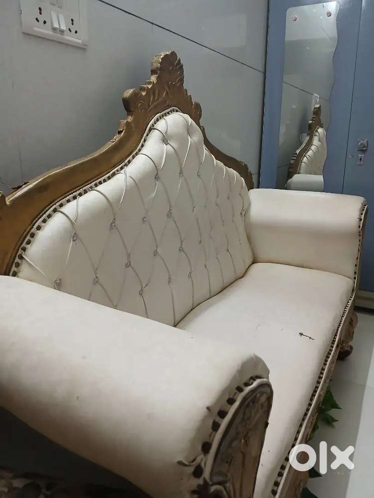 Marriage Sofa