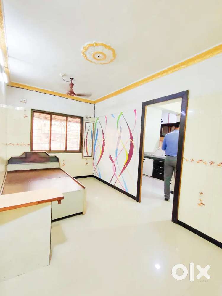 1️⃣ ROOM KITCHEN FOR RENT SEMI FURNISHED FLAT.