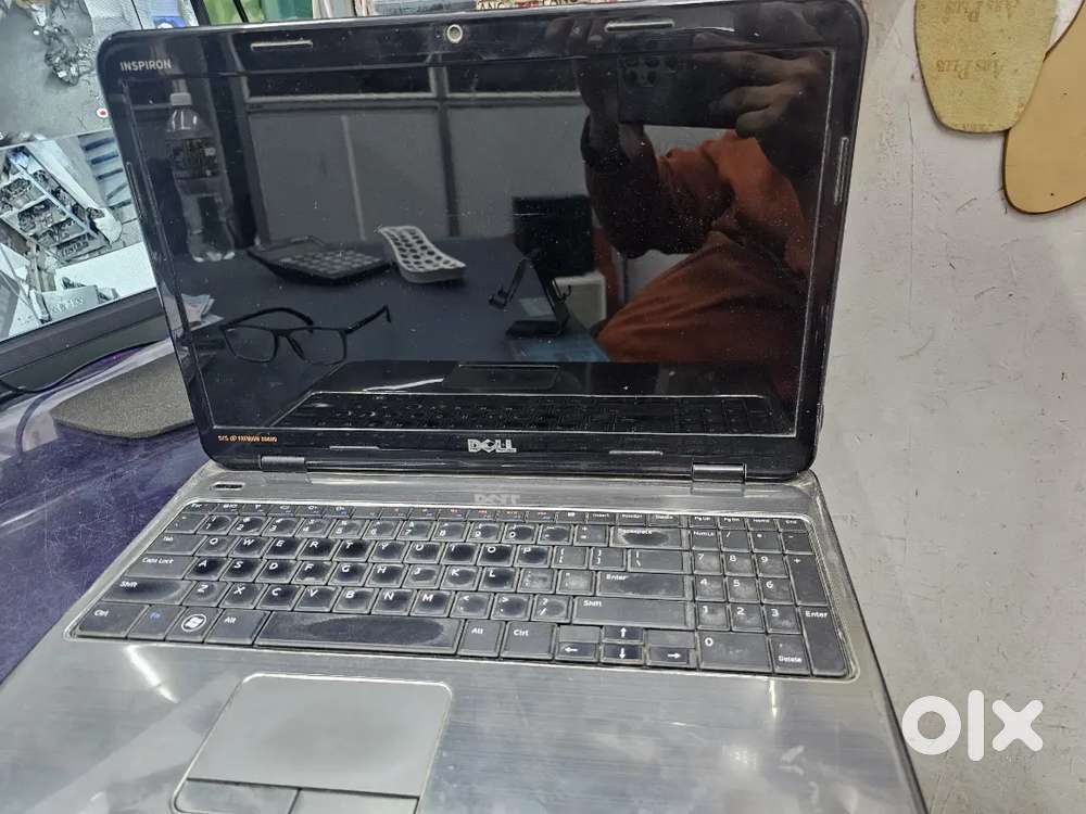 Laptop dell old version and cpu also