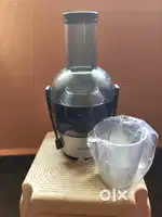 2- liter juicer Philips viva collection HR1863/20 black n silver