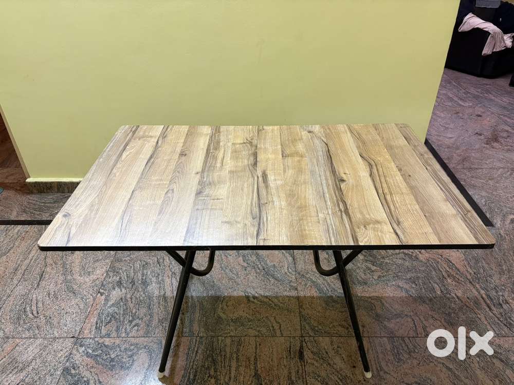 Study/computer table