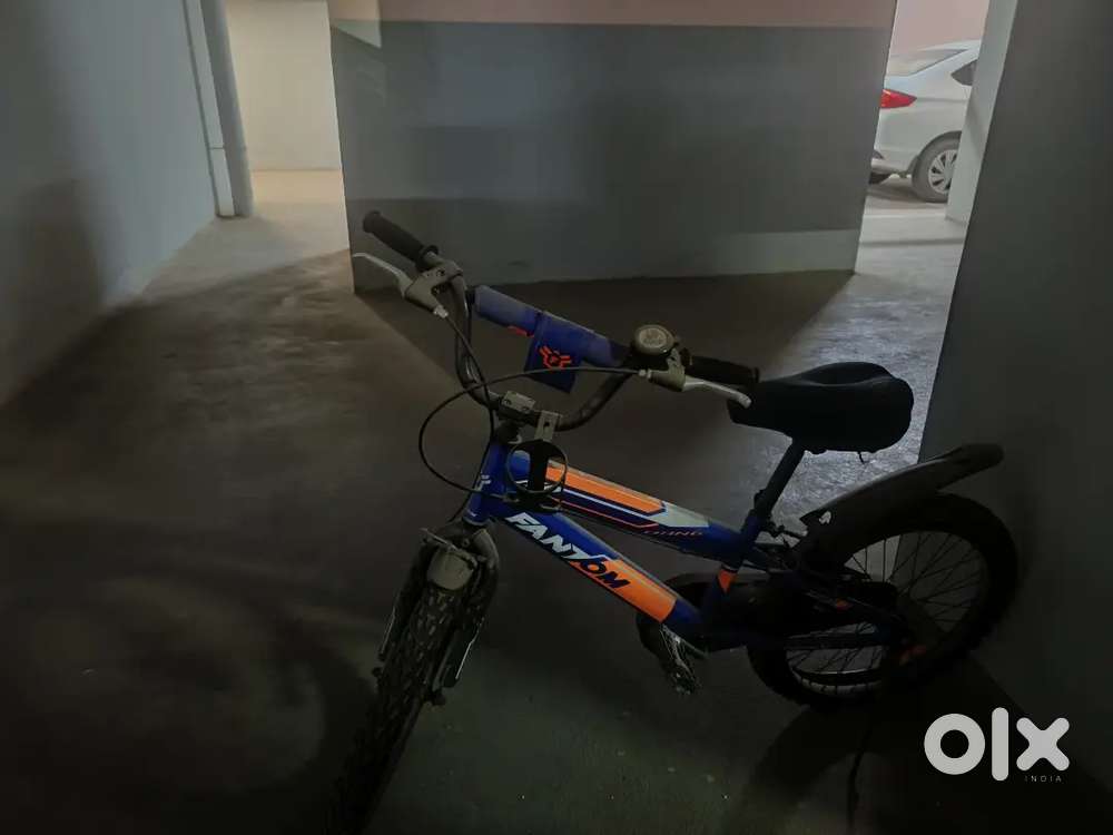 Kid bicycle for 8 years +