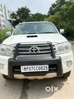 Toyota Fortuner [2009-2012] 3.0 4X4 MT, 2011, Diesel
