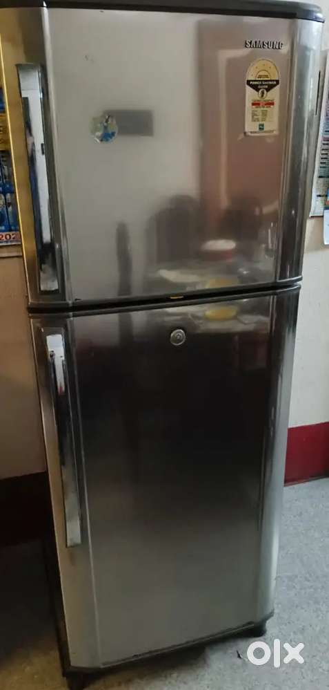 Samsung Double Door Refrigerator - Good Working

Condition