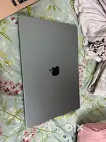 Apple MacBook Pro M2