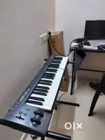 Vault MIDI keyboard 49 keys with stand - 3 months old only for 5000rs