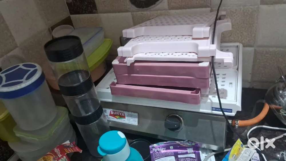 This is a whole set of kitchen essentials