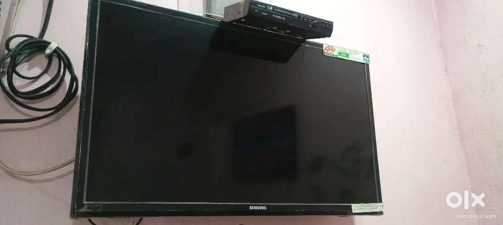 SAMSUNG LED TV 80 CM