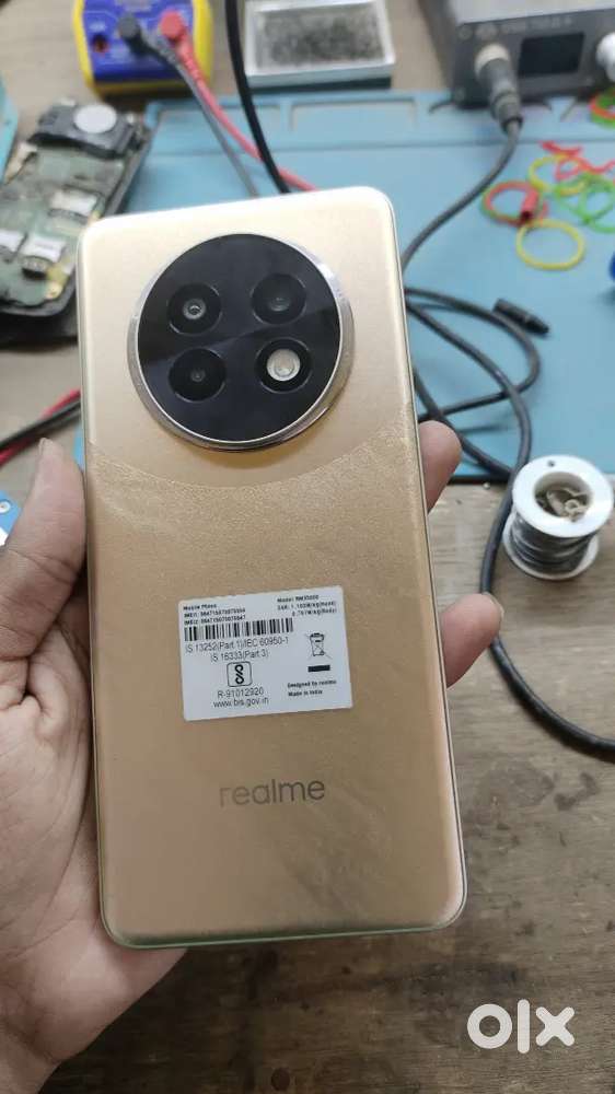 Realme 13+