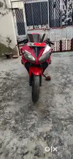 Yamaha r15 v1