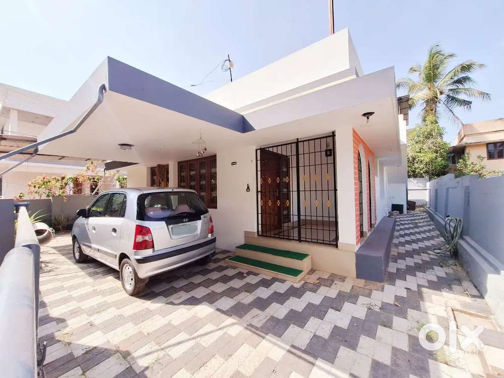 Peroorkada, INDEPENDENT 2BHK House for rent, 13000/- rent, for family