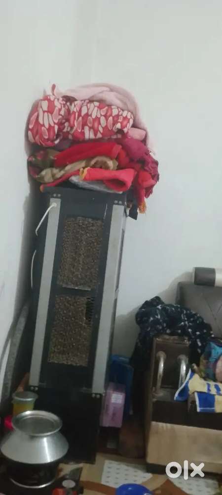 Cooler  h  feel karna hai extra Rakha hai