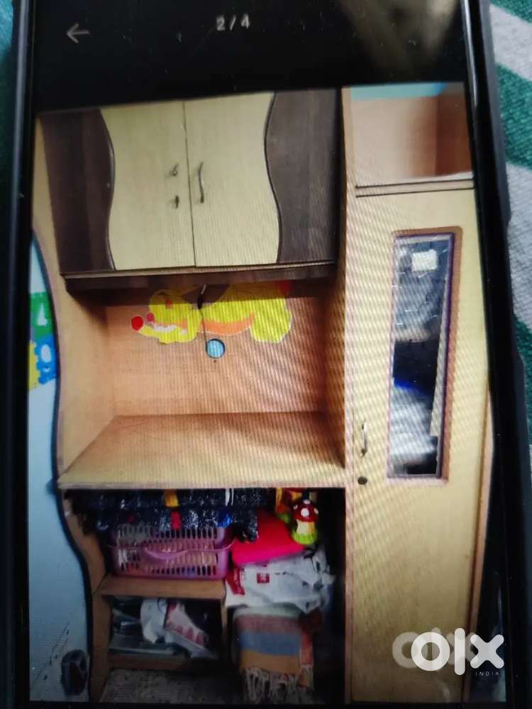 Computer table with storage