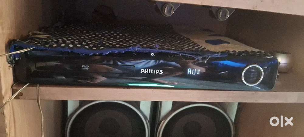 Philips home theatre with 5.1 speakers with all functions