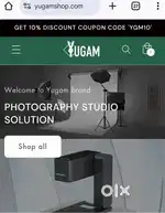 Male-female Digital marketing executive e-commerce Website