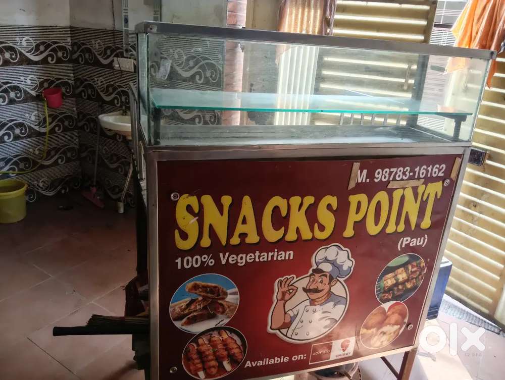 Fast food counter for fries 5'x4'x3'