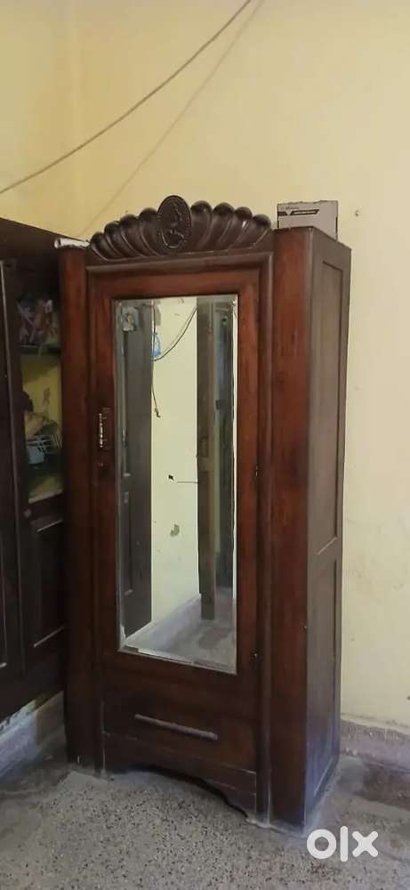 Bed, Wardrobe