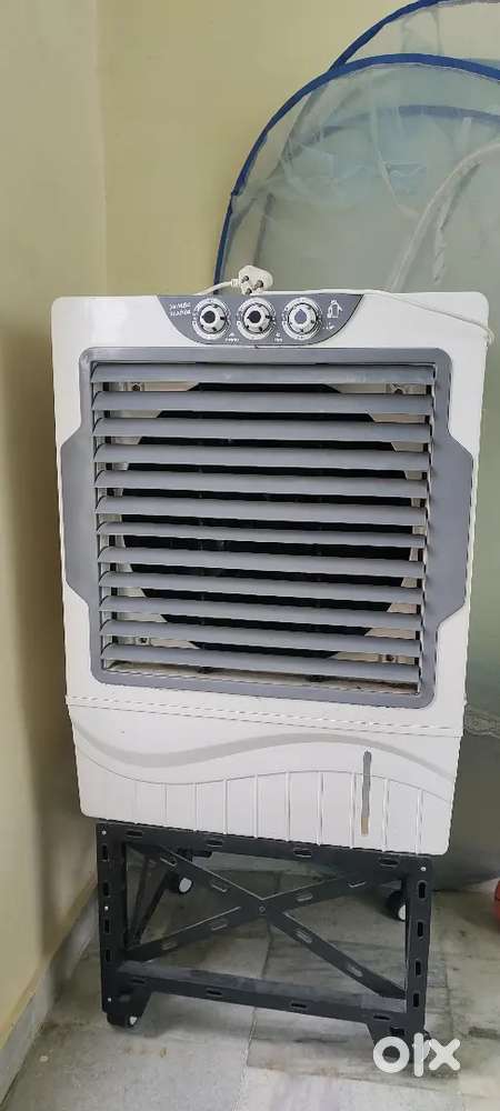 Cooler - 70 Liters
