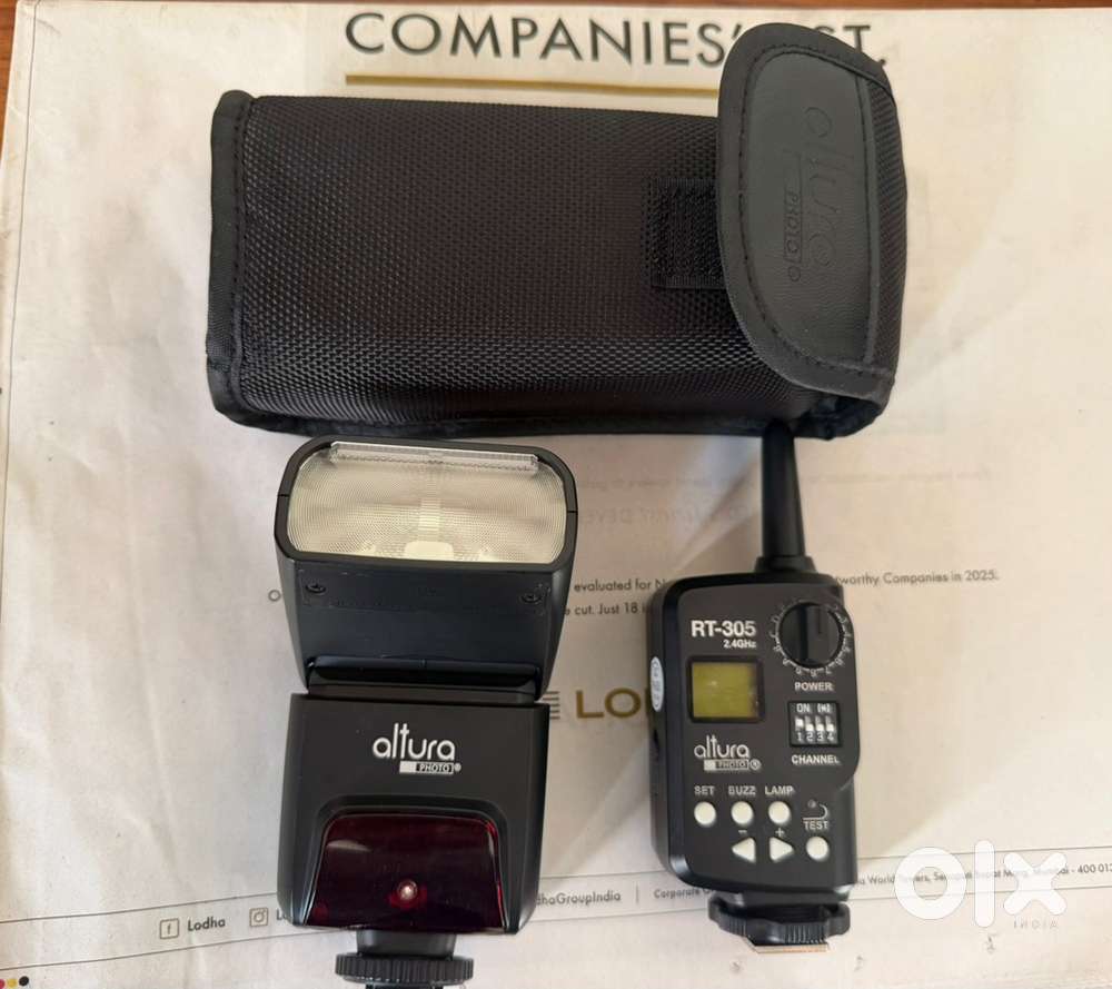 Altura Flash light with remote.