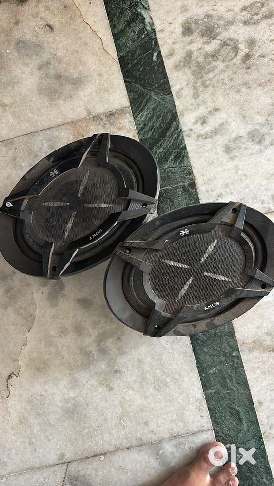 Eeco back side speakers and trays