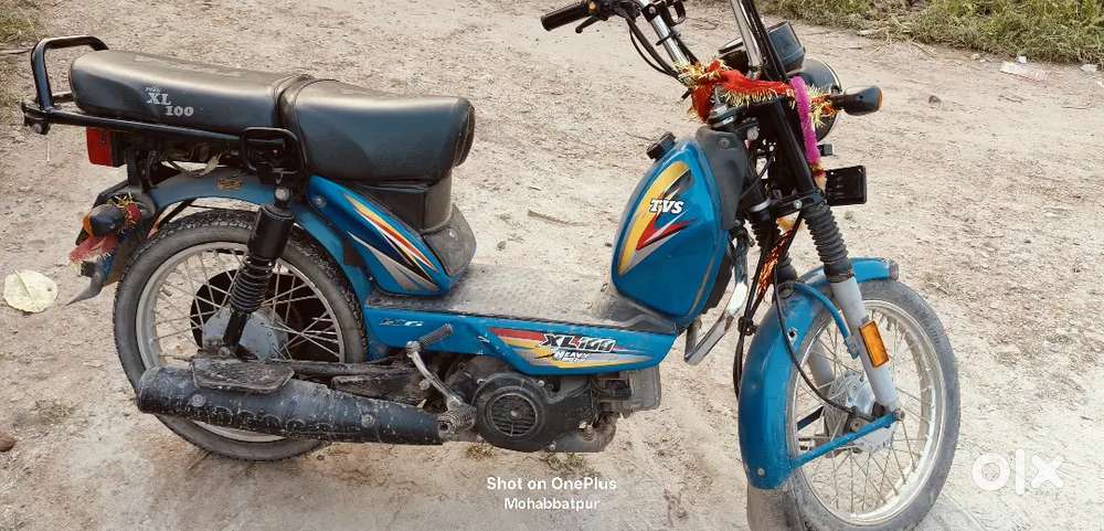 Tvs Xl 100 new condition 1st owner